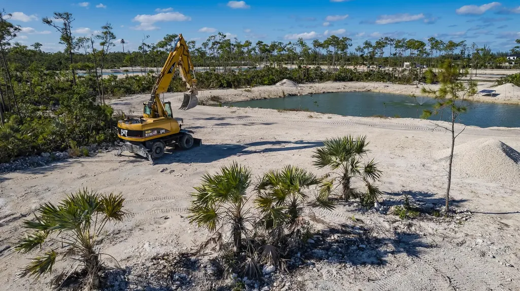 Lot 77, Windsor Lakes New Providence Paradise Island BS — photo 6