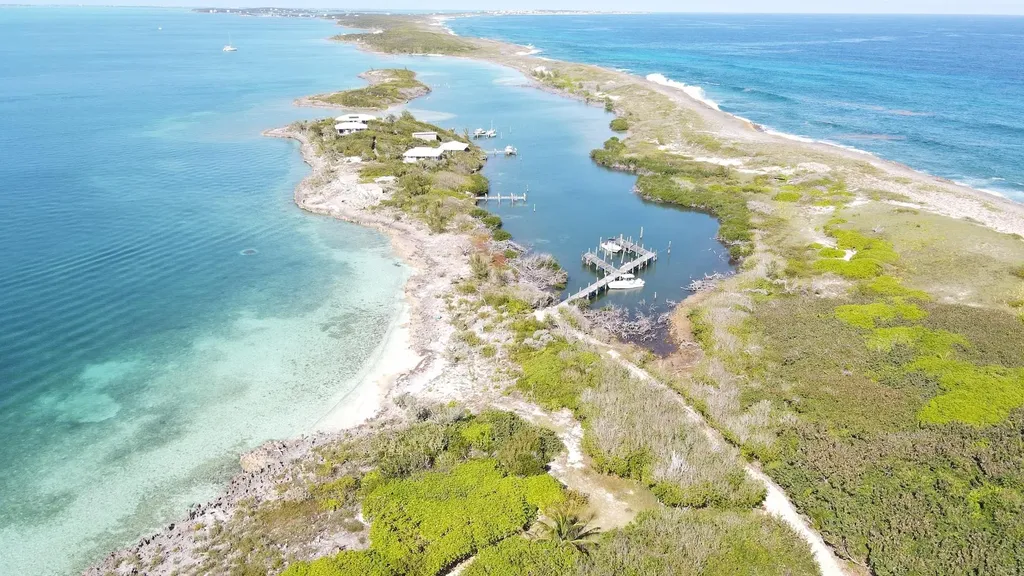 Lots 2 & 3, Tilloo Pond Abaco BS — photo 3