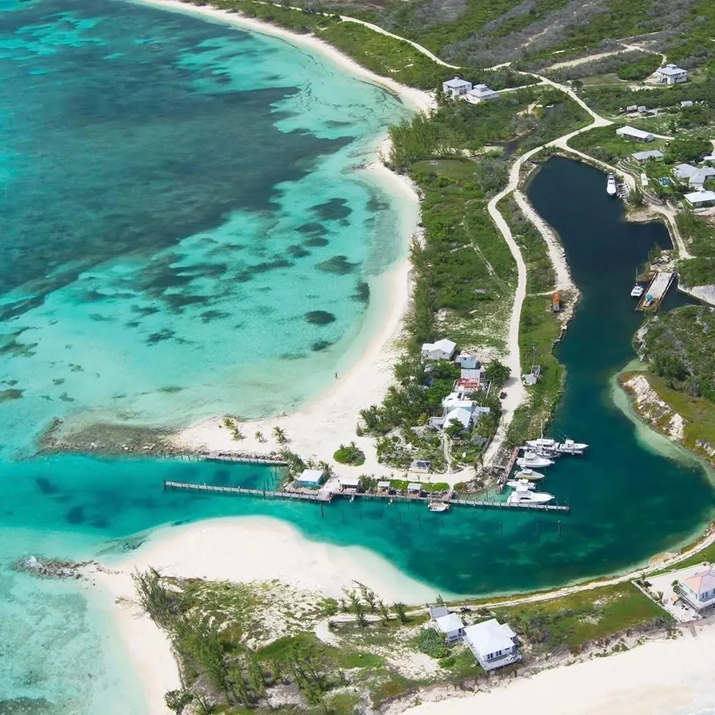 Sandy Point, Rum Cay Rum Cay BS — photo 3