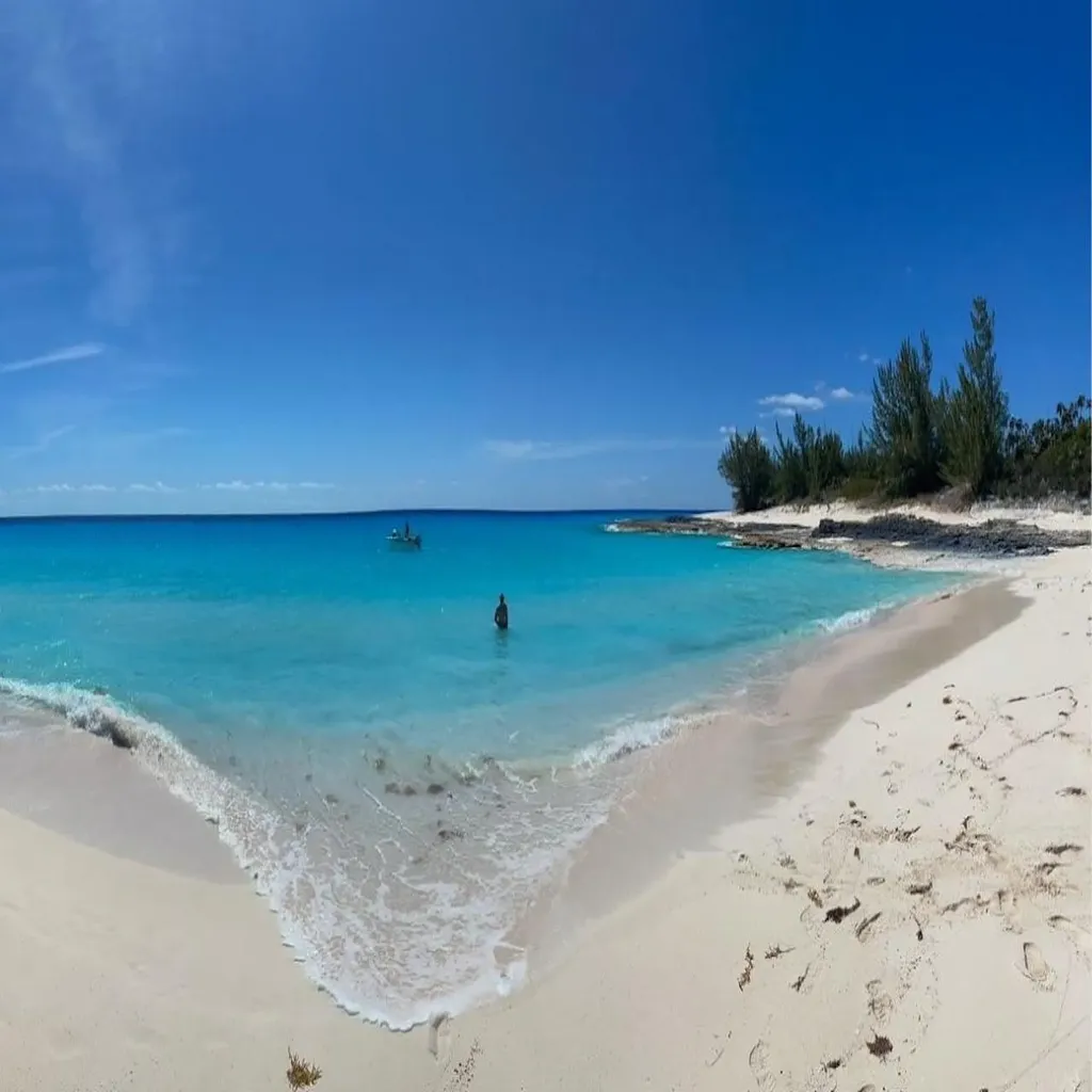 Sandy Point, Rum Cay Rum Cay BS — photo 5