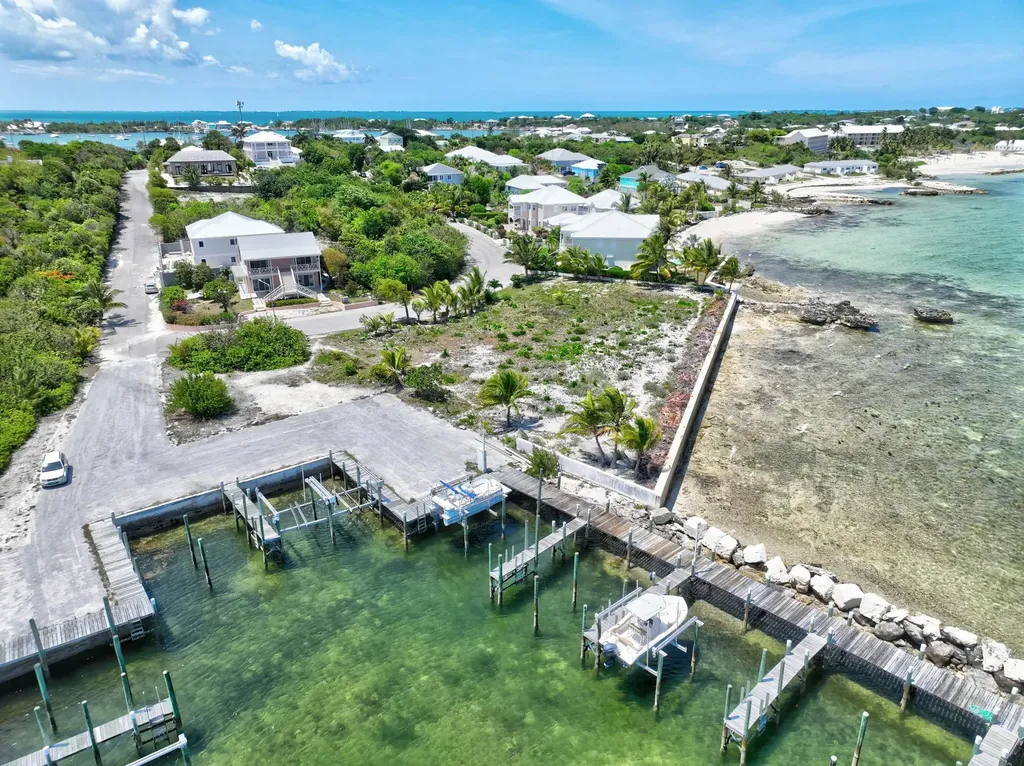 Sunrise Bayfront Lot 17 Abaco BS — photo 8