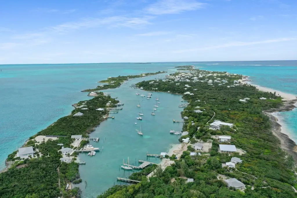 Man O War Cay Abaco BS — photo 11
