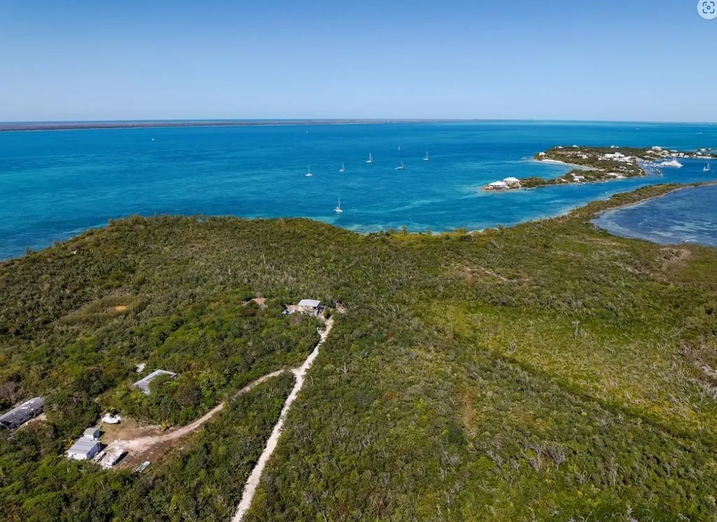 S.c. Bootle Highway, Abaco Abaco BS — photo 6