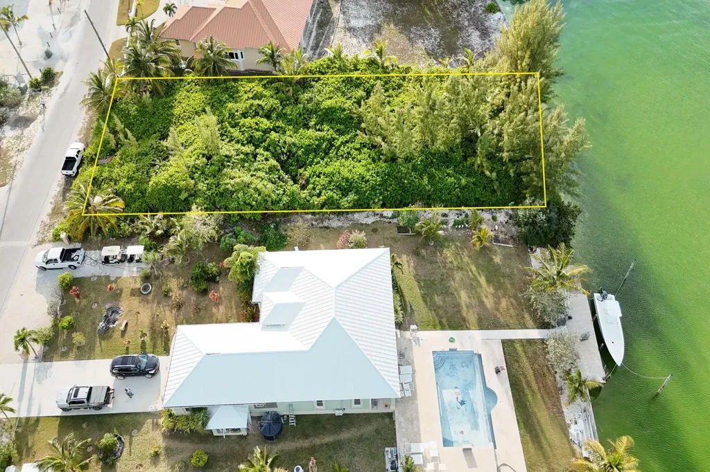 Canal Lot 13 Galleon Dr Lot 13,bay Abaco BS — photo 10