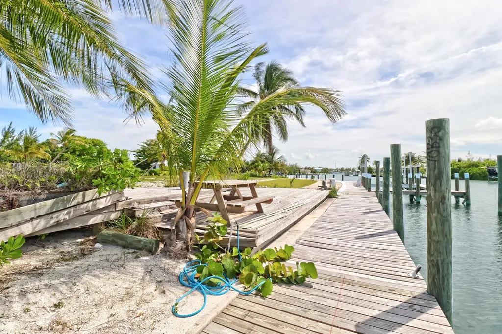 Lot 5 Blk 187 Brigantine Abaco BS — photo 9