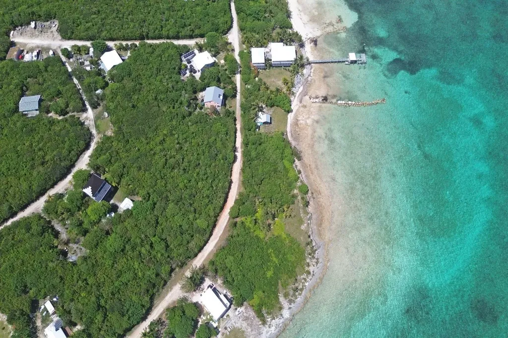 Sea Shine Lot 83 Abaco BS — photo 8