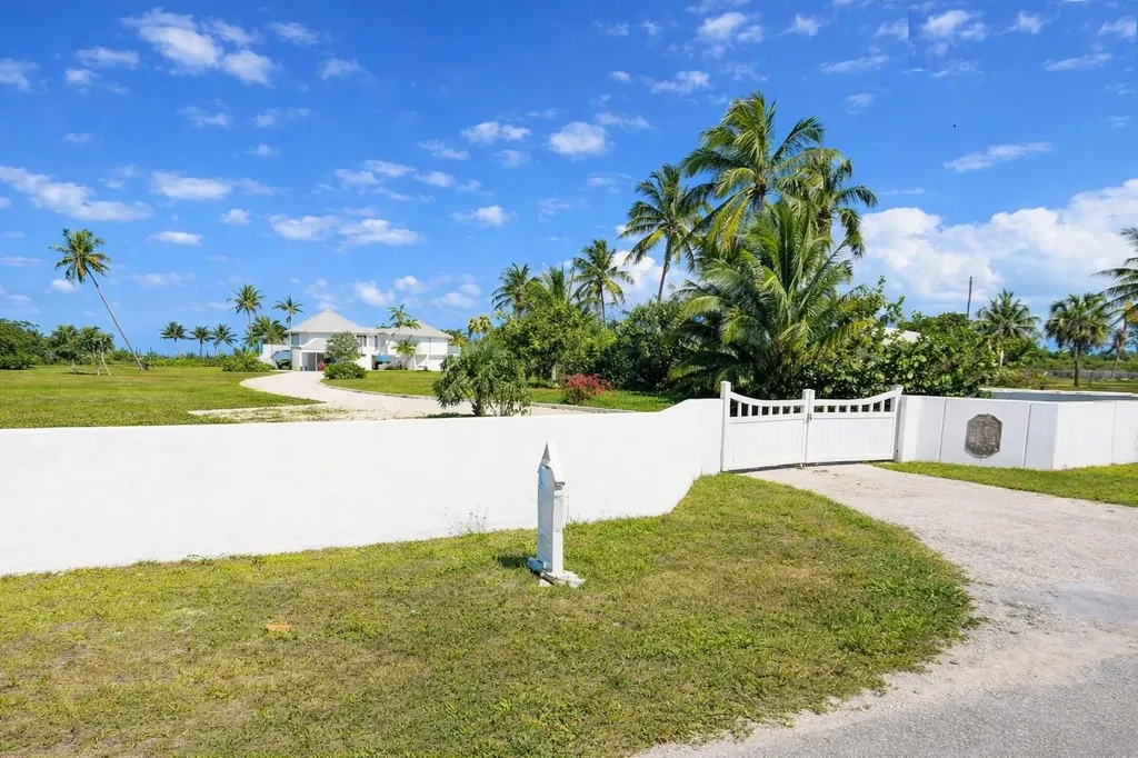 Treasure Cay Road Abaco BS — photo 5