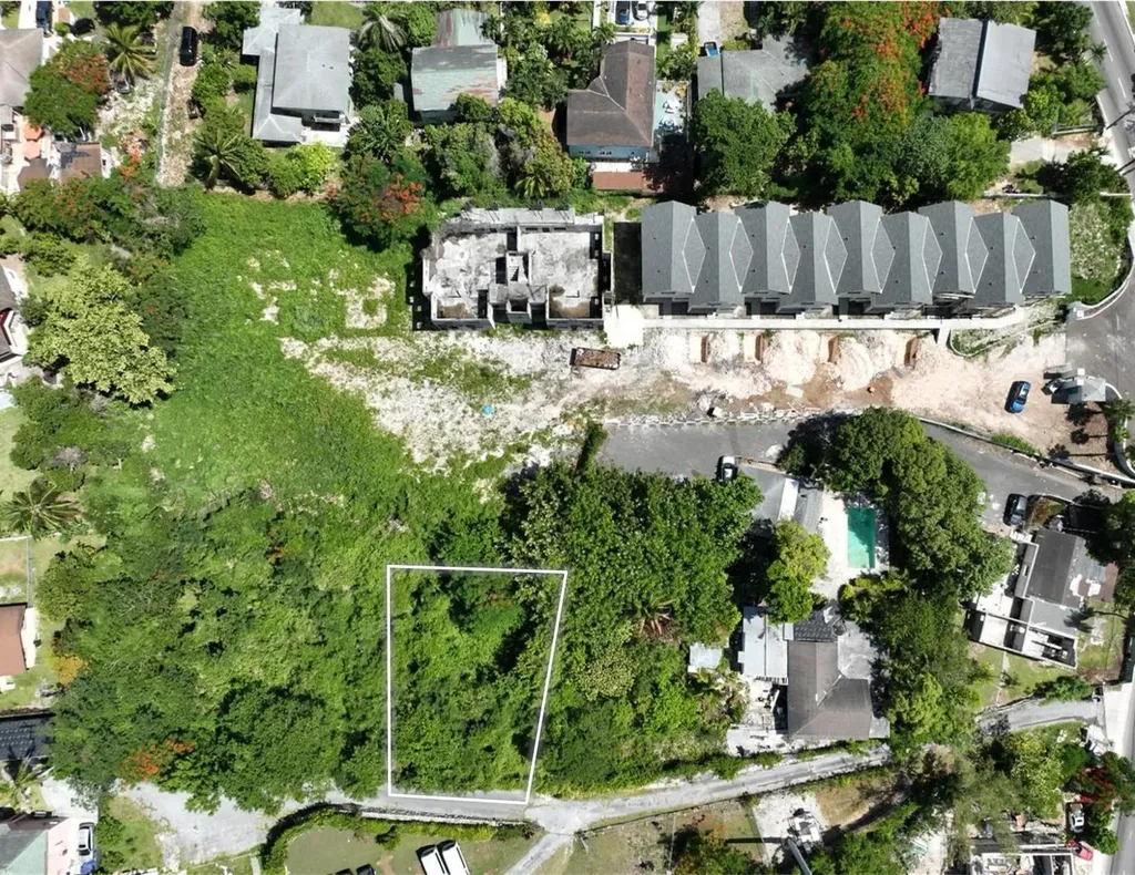 Baillou Hill Road New Providence Paradise Island BS — photo 2