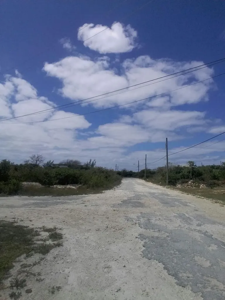San Salvador Lot 7 Blk 13 San Salvador BS — photo 8