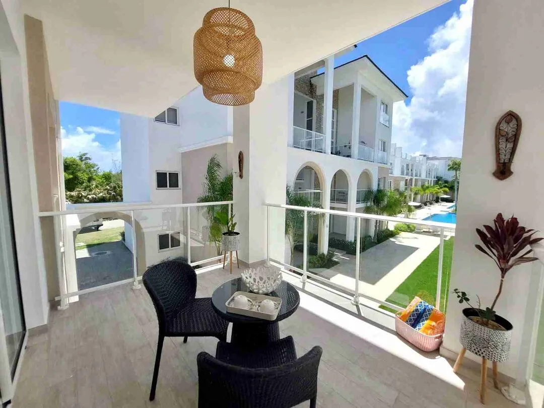 Amazing 1BR Condo for sale in Punta Cana Fully furnished with golf and pool views — photo 1