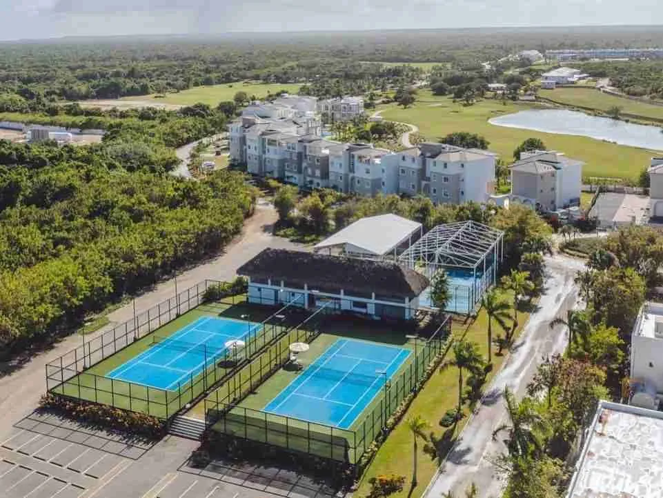 Amazing 1BR Condo for sale in Punta Cana Fully furnished with golf and pool views — photo 8