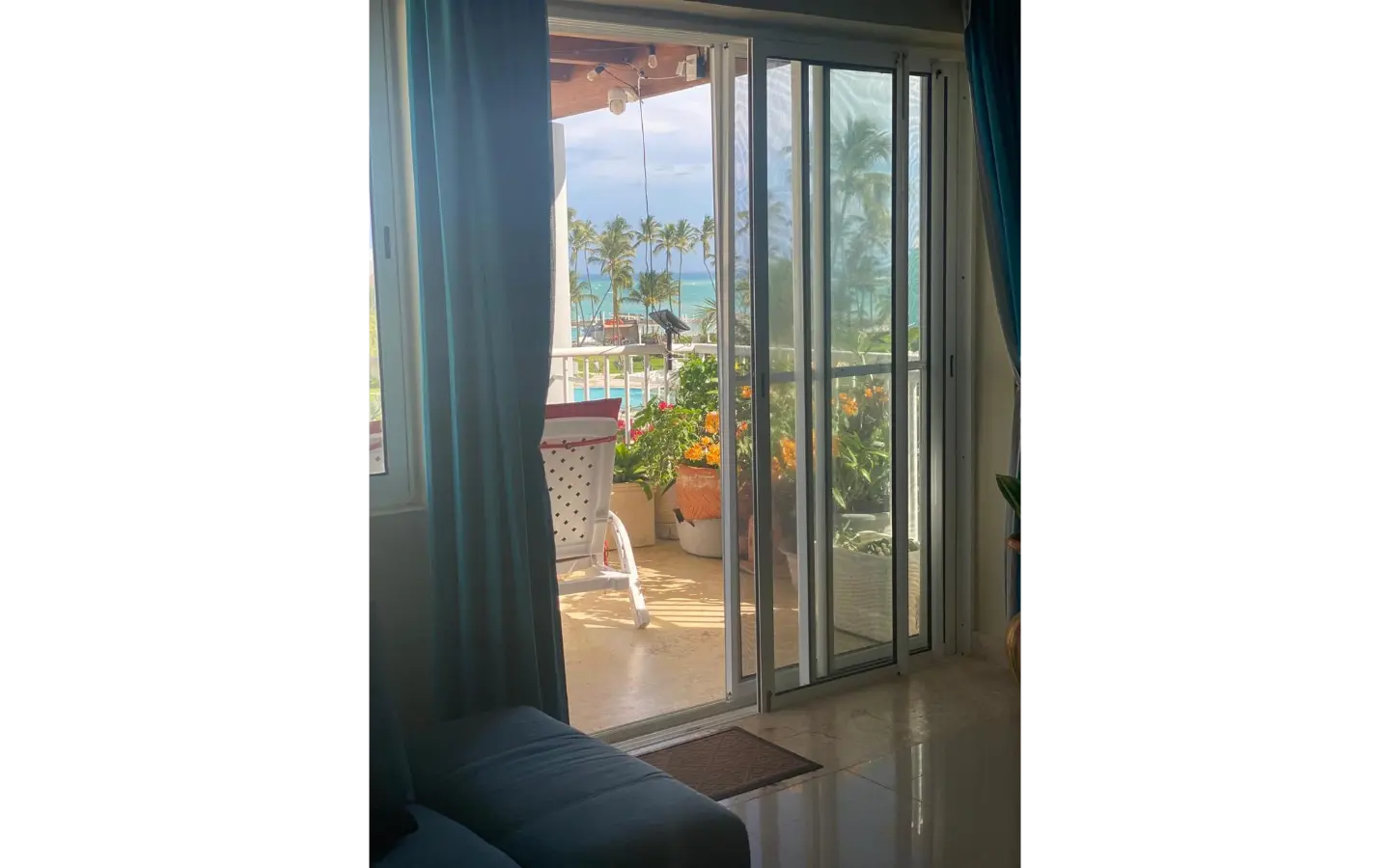 Beach-Front Three-Bedroom Penthouse for Sale in Playa Turquesa, Punta Cana — photo 10