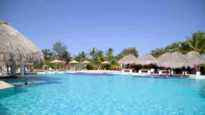 Beautiful 2BR Condo for sale Punta Cana with gold and beach club — photo 9