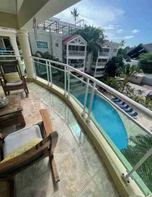 Beautiful four-bedroom penthouse for sale near the beach in Punta Cana. — photo 4