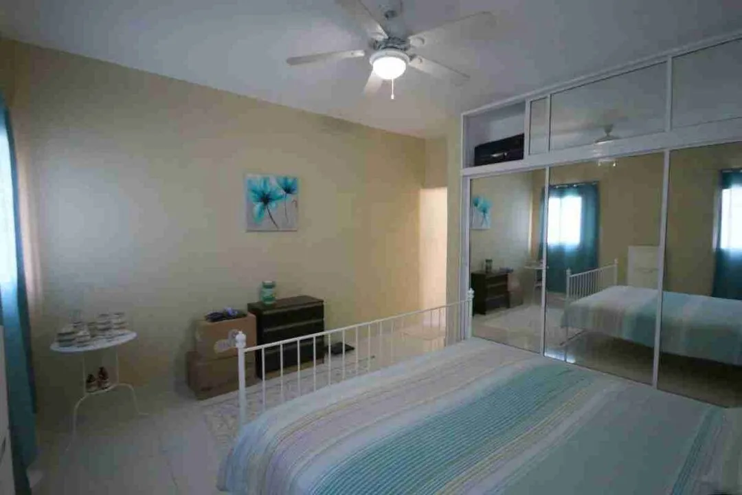 Beautiful two bedroom villa for sale in a gated community 5 minutes from the beach at Punta Cana — photo 6
