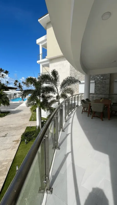 Captivating Beach-front Three-bedroom Condo for sale, located just few steps from the beach at Punta Cana — photo 1