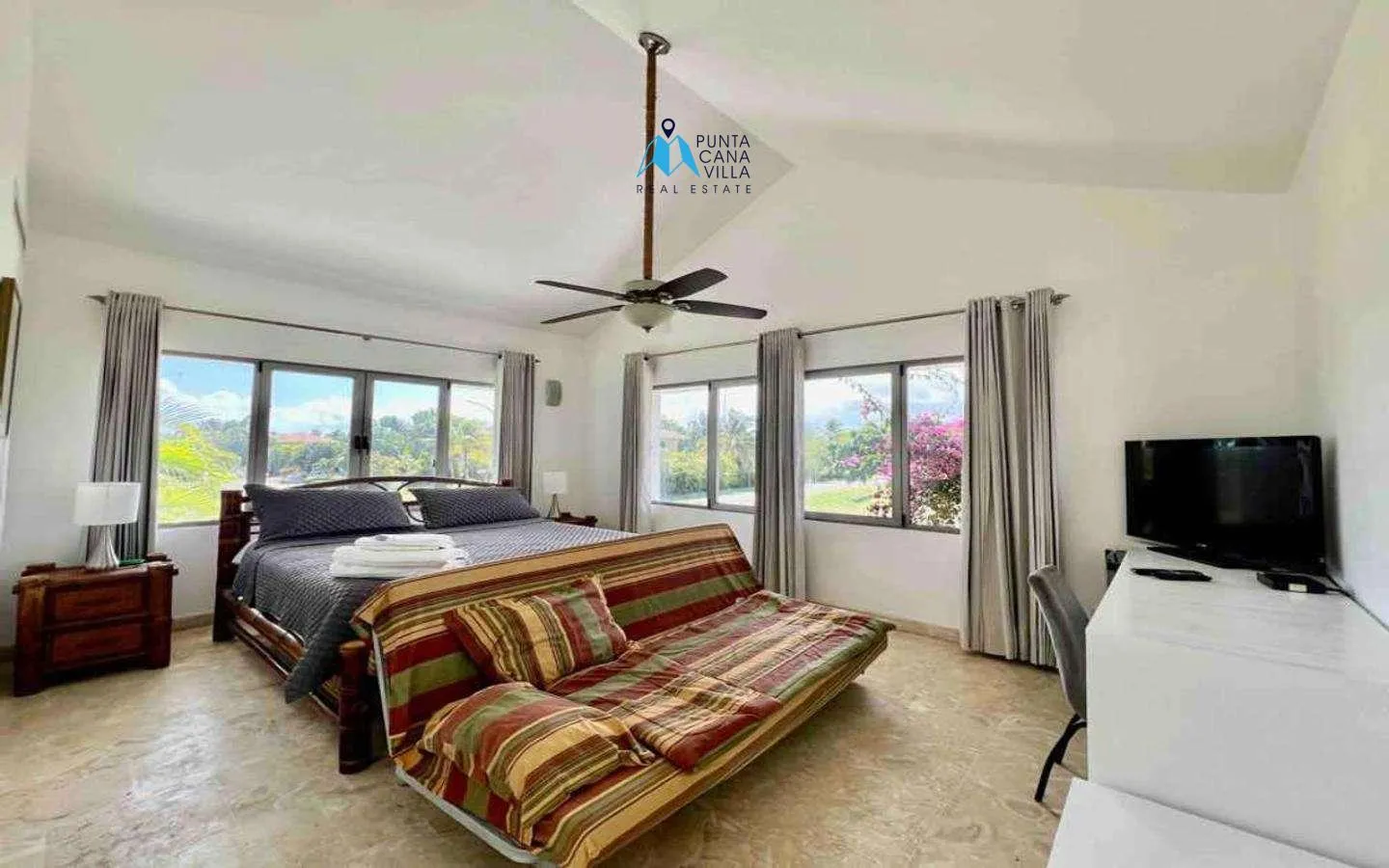Cocotal: Furnished Four Bedroom Bavaro Villa For Sale — photo 3