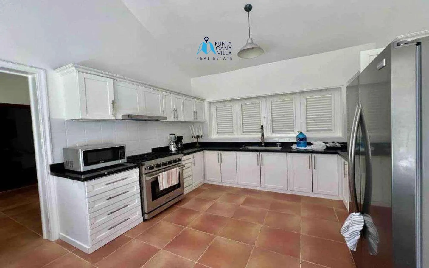 Cocotal: Furnished Four Bedroom Bavaro Villa For Sale — photo 7