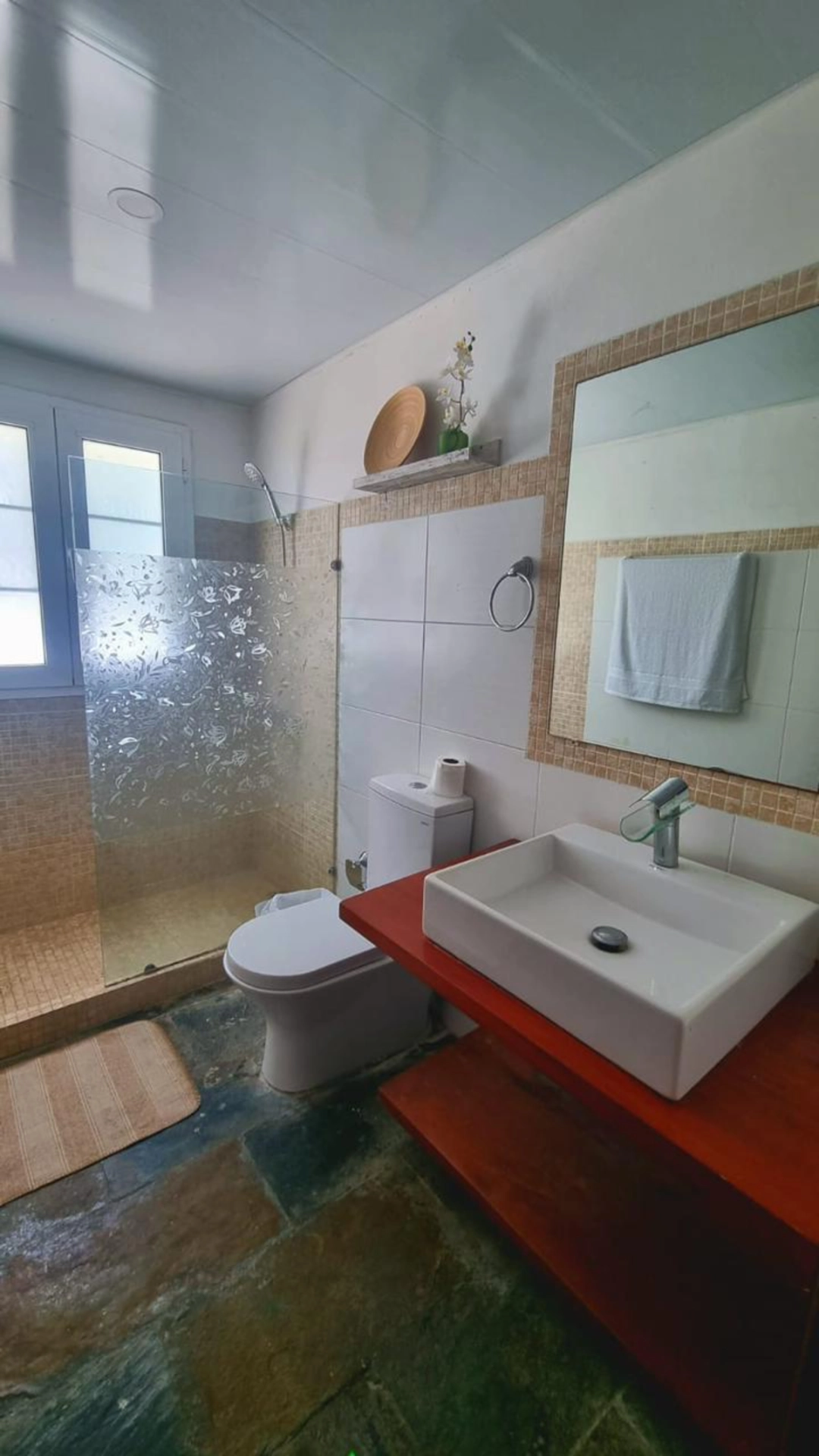 Cocotal Golf & Country Club in Punta Cana, three-bedroom apartment for sale with view of Golf Course — photo 11