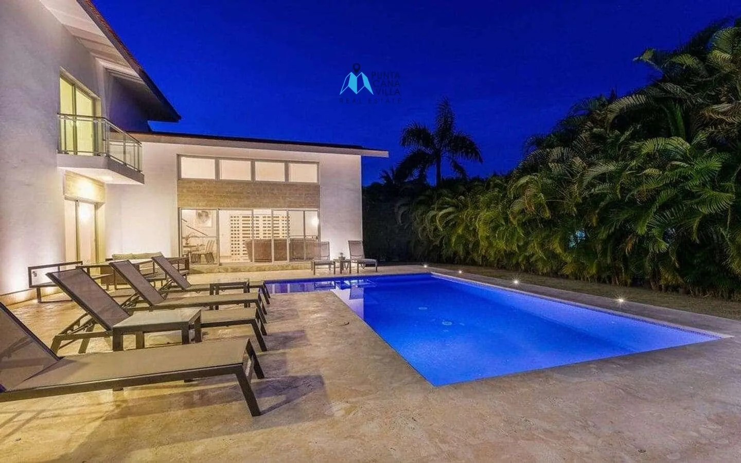 Cocotal: Modern Five Bedroom Villa For Sale In Bavaro — photo 3