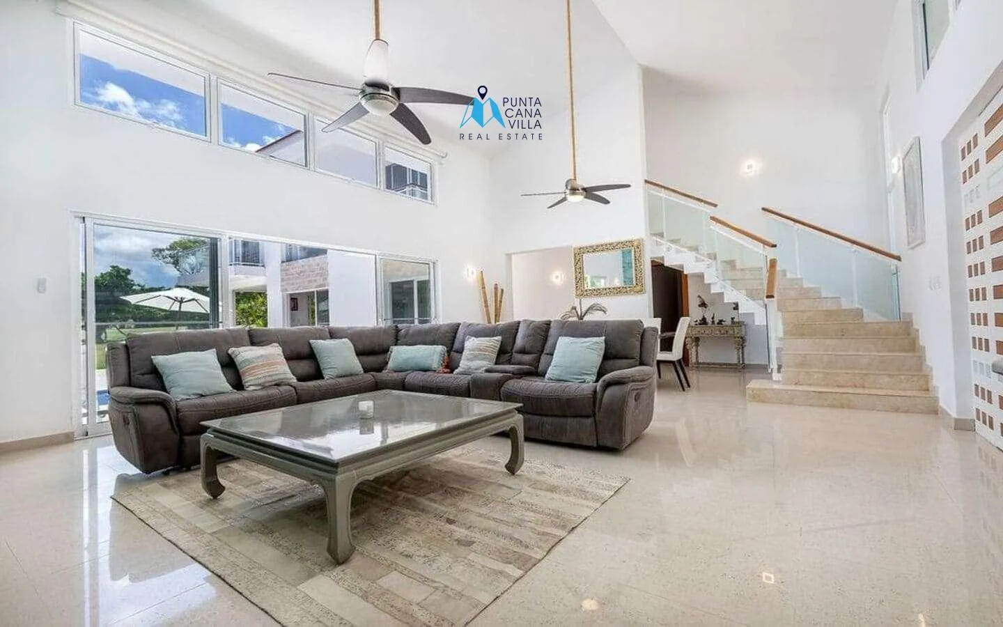Cocotal: Modern Five Bedroom Villa For Sale In Bavaro — photo 9