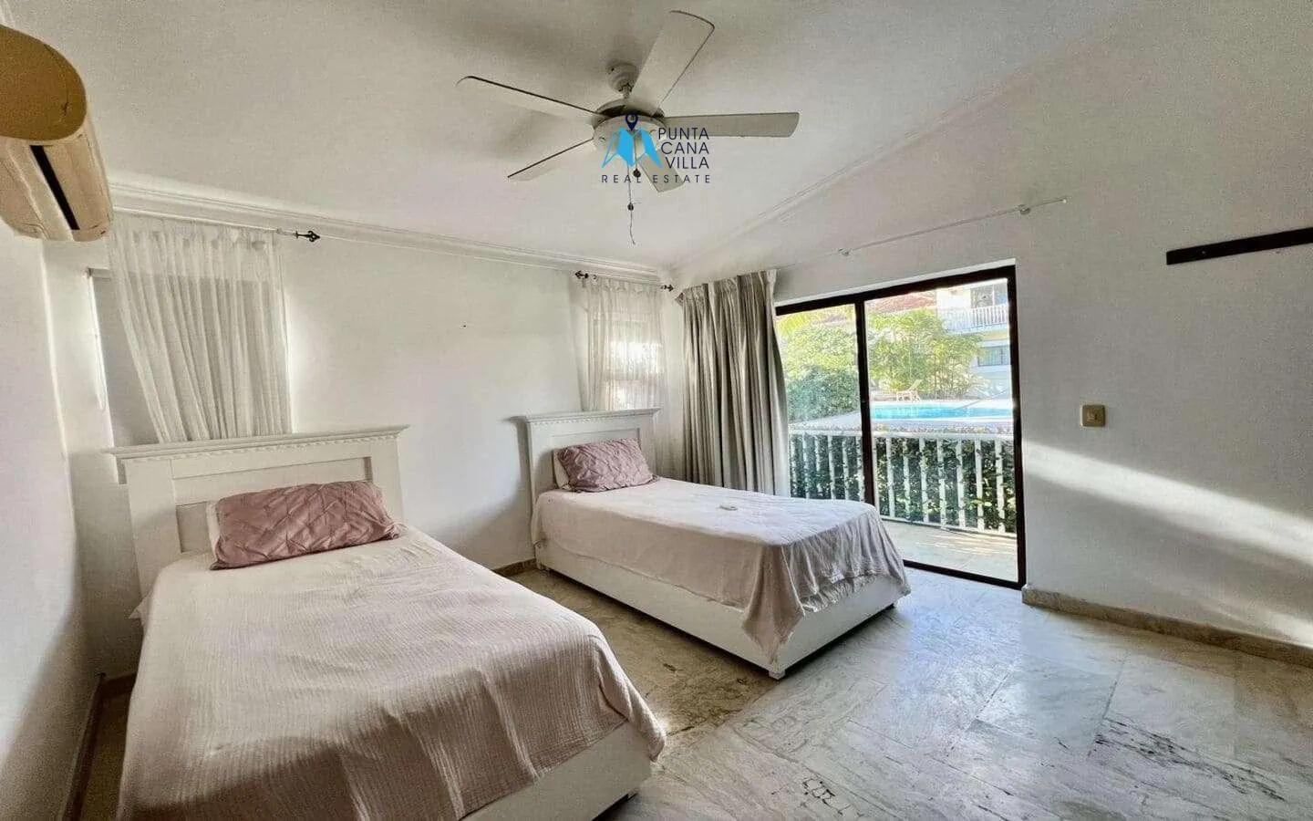Cocotal: Spacious Three Bedroom Villa For Sale With Beautiful Golf Course View — photo 11