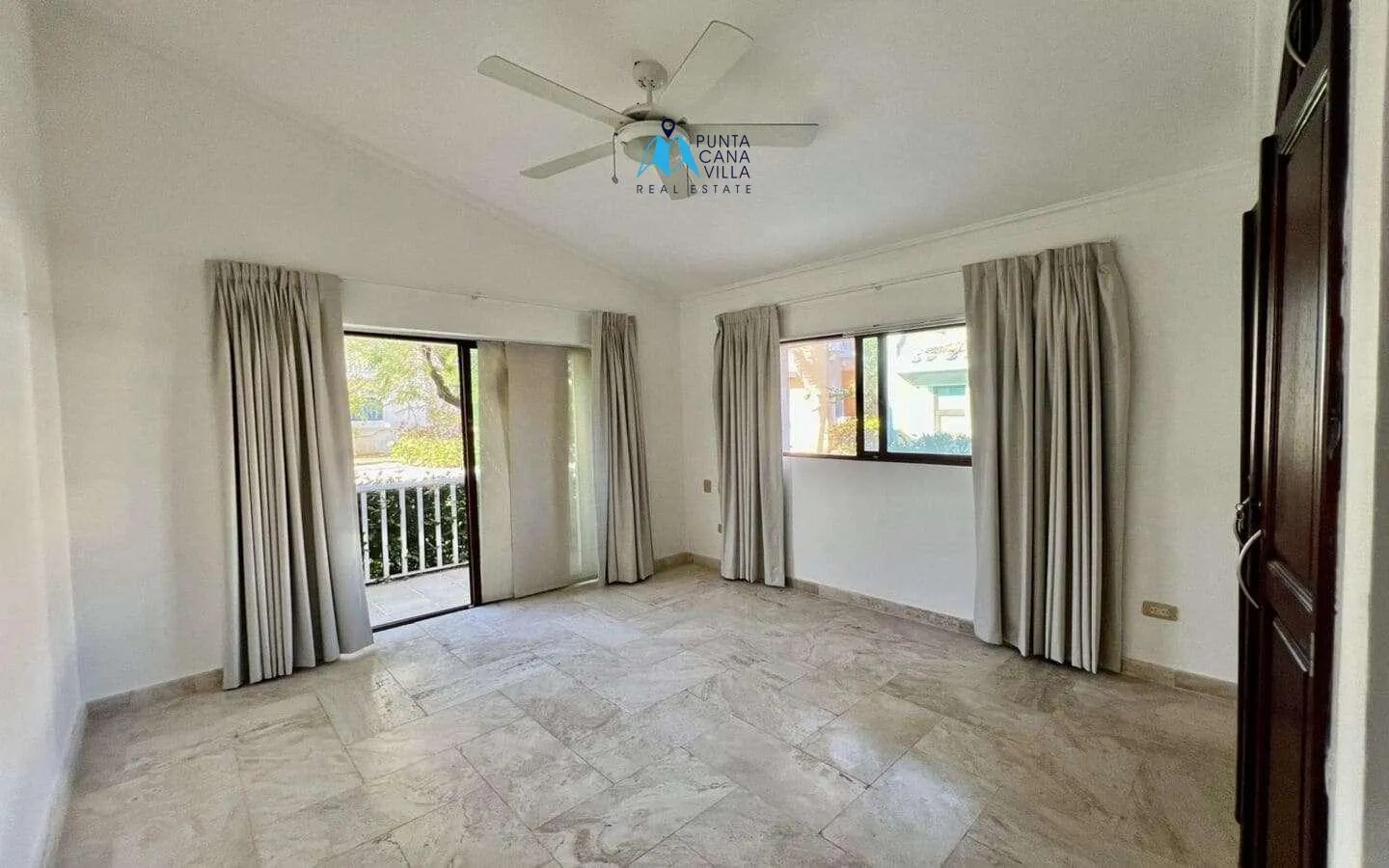 Cocotal: Spacious Three Bedroom Villa For Sale With Beautiful Golf Course View — photo 3