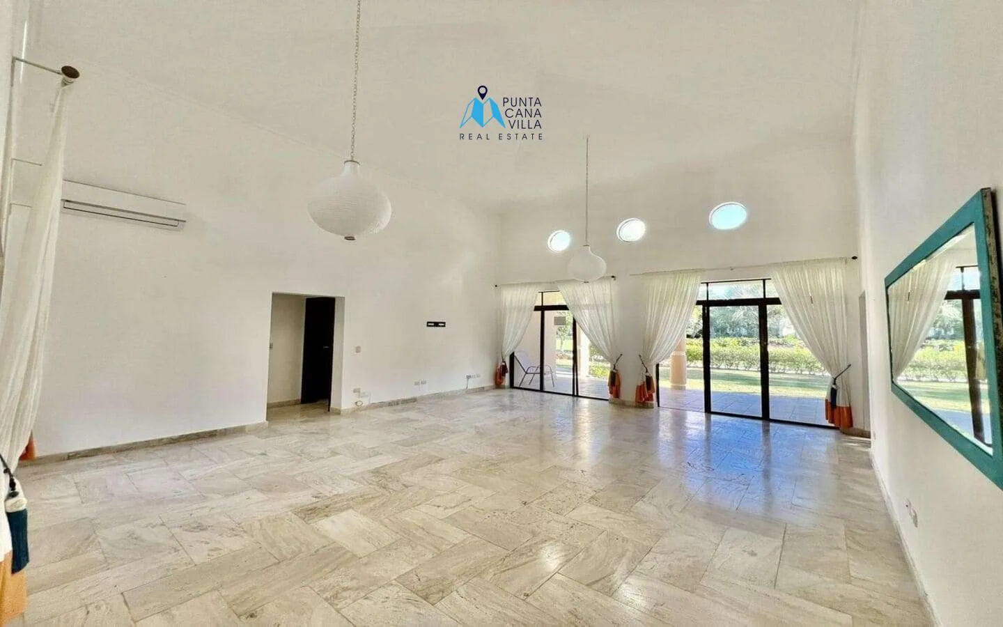 Cocotal: Spacious Three Bedroom Villa For Sale With Beautiful Golf Course View — photo 8