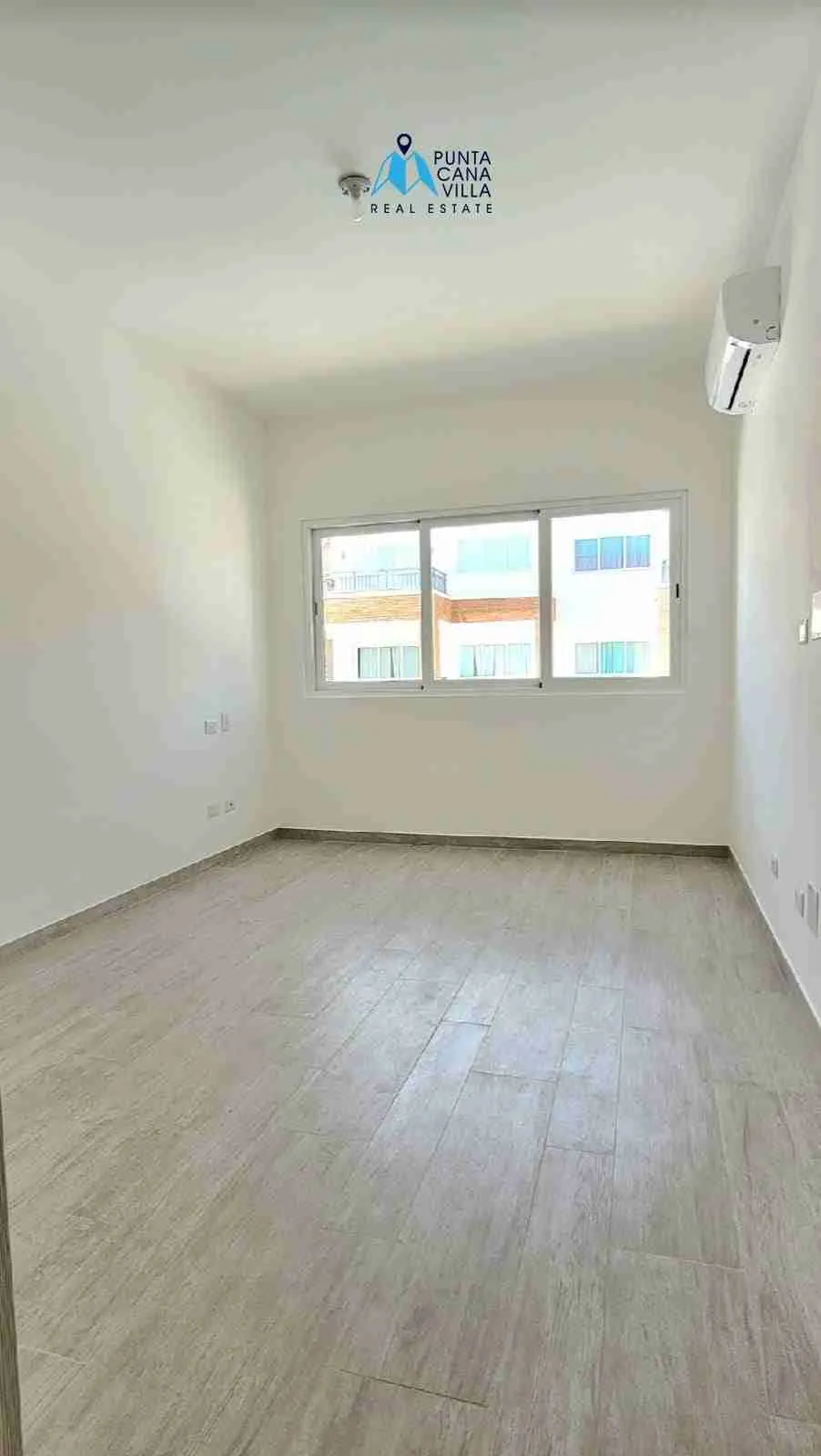 Luxurious 1-bedroom condo for sale in Punta Cana steps from the beach, Coral Village 2 — photo 12