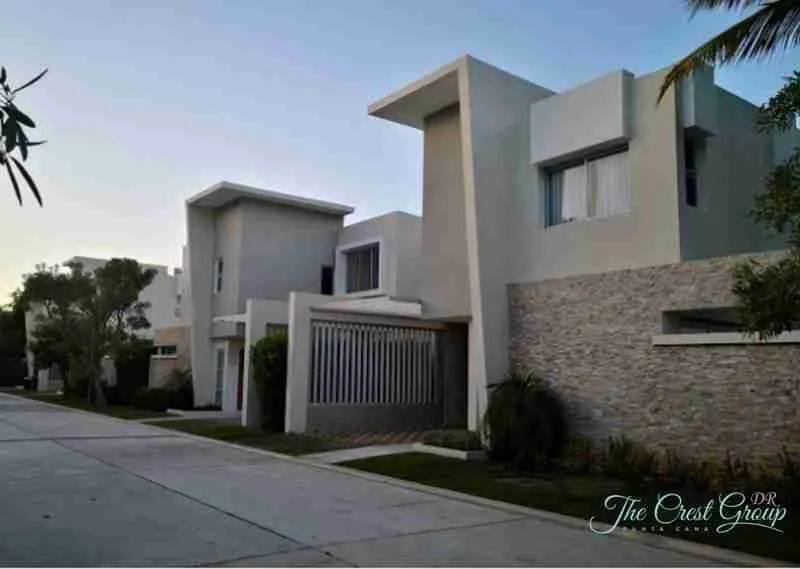 Cozy and Beautiful Four-bedroom Punta Cana villa for sale at Downtown — photo 4