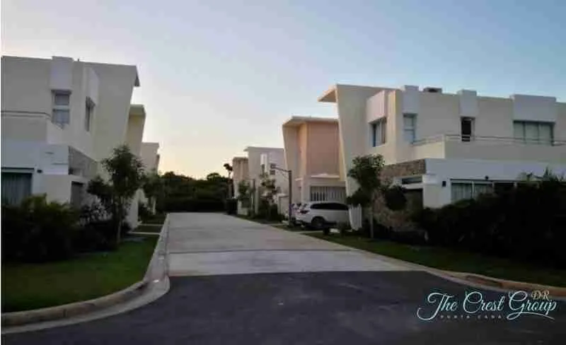 Cozy and Beautiful Four-bedroom Punta Cana villa for sale at Downtown — photo 8
