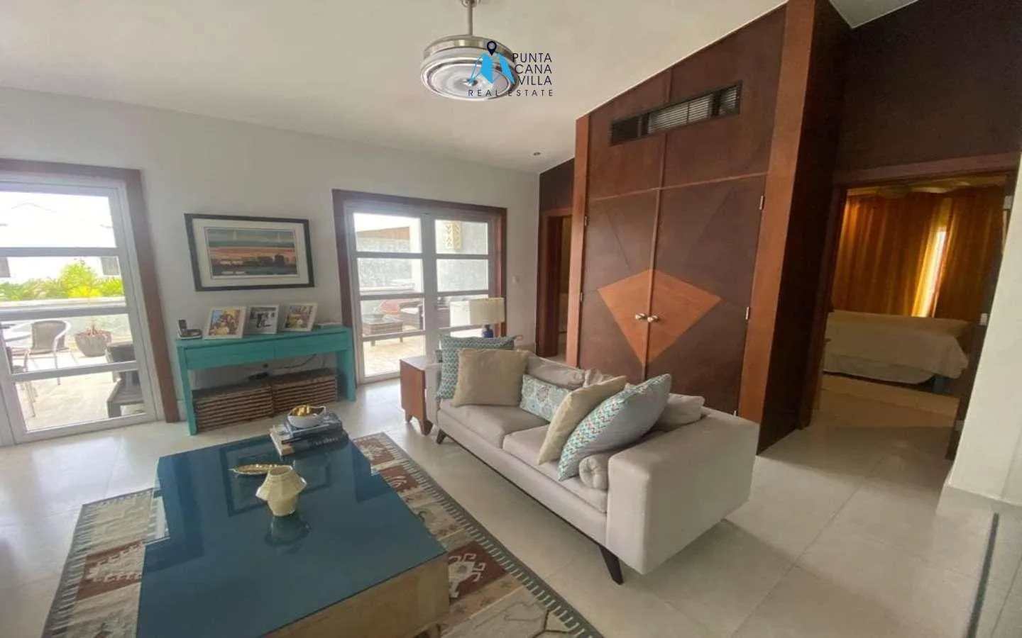 Elegant five-bedroom villa for sale in Punta Cana Village, Punta Cana — photo 3