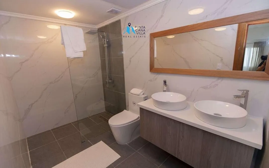 For sale in Bavaro, three-bedroom apartment in Punta Cana — photo 11