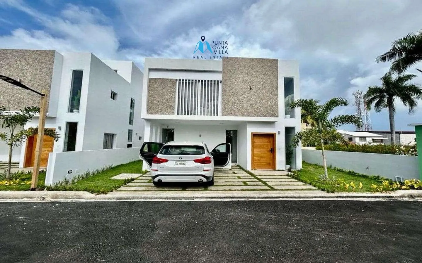 Fully Furnished Three Bedroom Villa For Sale In Bavaro With Walking Distance To Beach — photo 1