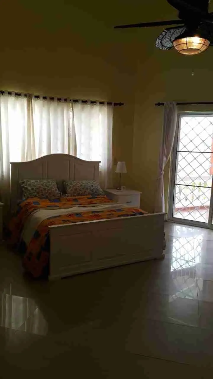 Punta Cana Village: Gorgeous Four-Bedroom Villa For sale with pool, 2 utility rooms, Patio and fruit trees at Punta Cana — photo 11