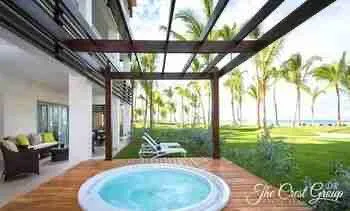 In Bavaro: Unbelievable price for large oceanfront condo — photo 6