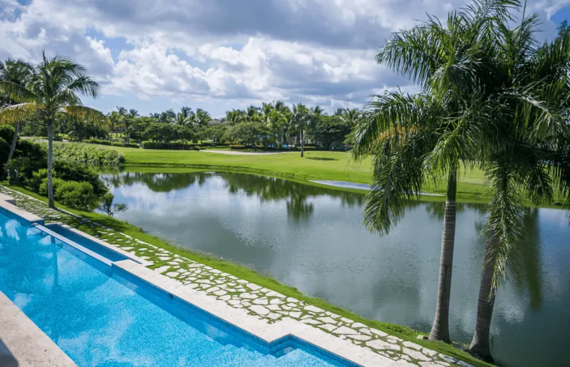 In the prestigious Cocotal Golf & Country Club. Condo on Golf course with Lake View. Beach. Bávaro — photo 5