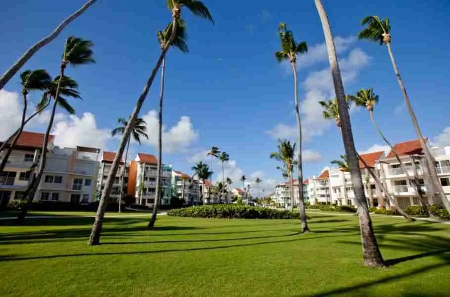 Incredible Beachfront Three-bedroom Punta Cana Penthouse for sale at centric location — photo 7