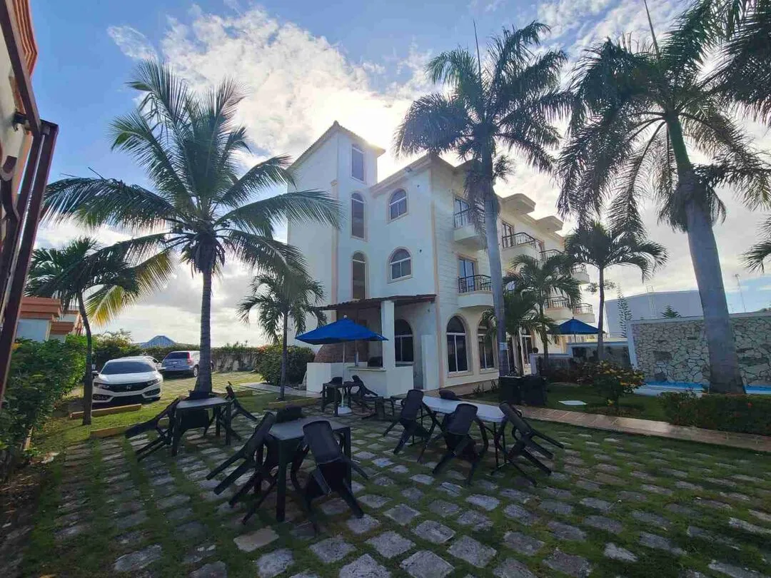 Amazing invest Opportunity 42 bedroom hotel with large pool for sale at Punta Cana — photo 7