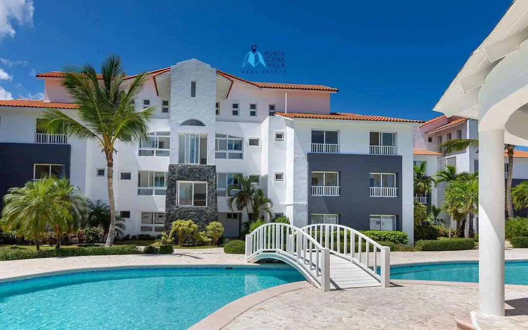 Luxurious condos for sale in Punta Cana, Two-bedroom penthouse with pool and gazebo — photo 1