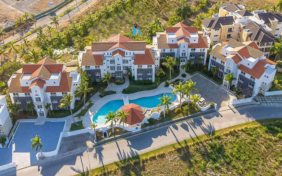 Luxurious condos for sale in Punta Cana, Two-bedroom penthouse with pool and gazebo — photo 2