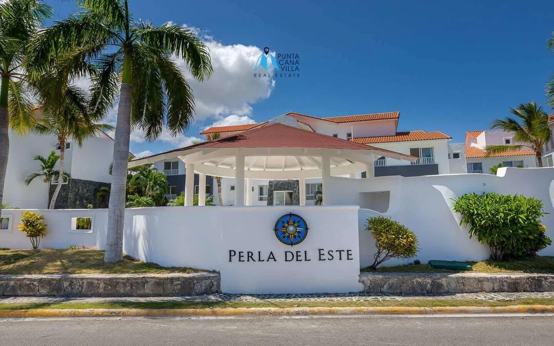 Luxurious condos for sale in Punta Cana, Two-bedroom penthouse with pool and gazebo — photo 3