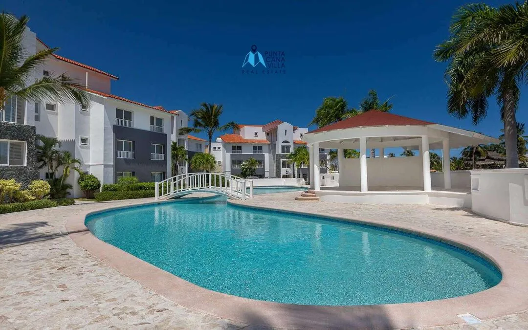 Luxurious condos for sale in Punta Cana, Two-bedroom penthouse with pool and gazebo — photo 9