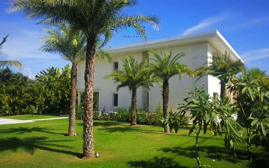 Luxurious Four-Bedroom Residence For Sale In Punta Cana Village — photo 1