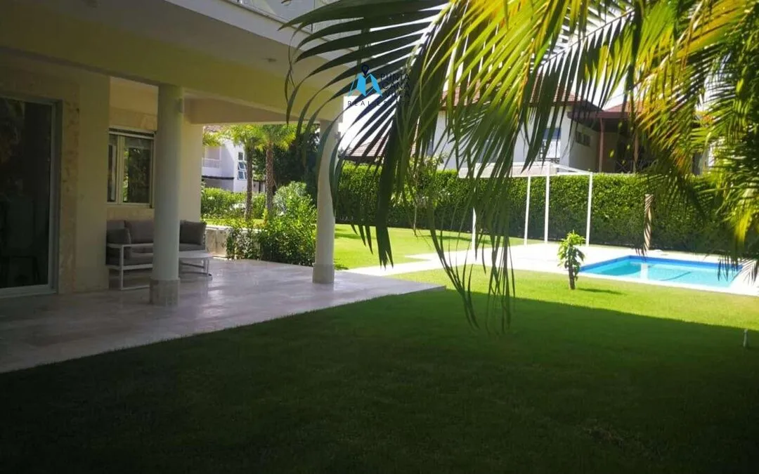 Luxurious Four-Bedroom Residence For Sale In Punta Cana Village — photo 2