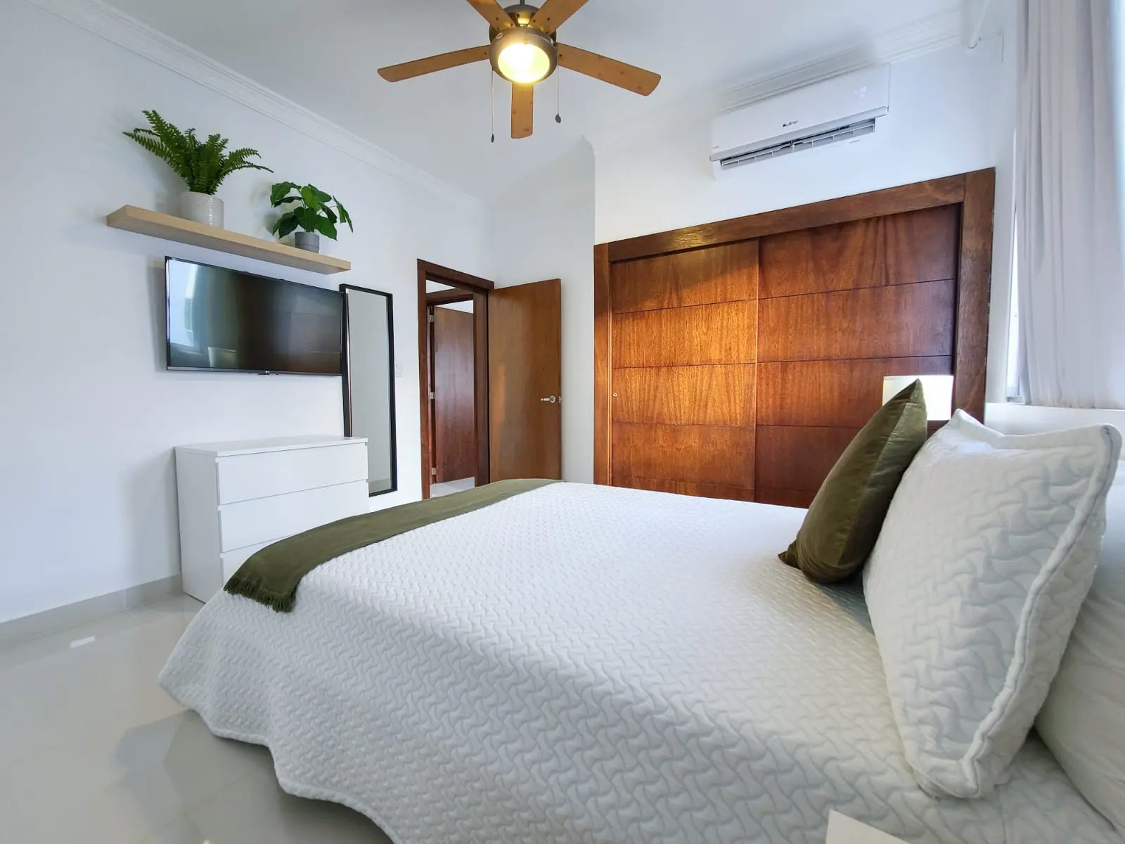 Luxury Three Bedroom Villa For Sale In Veron, Punta Cana — photo 10