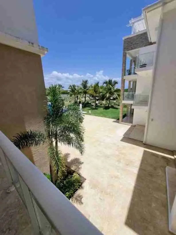 Magnificent 1 BDR Punta Cana Apartment for sale, large swimming pool and great amenities — photo 11