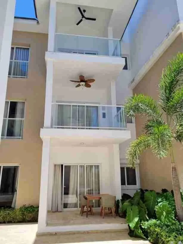 Magnificent 1 BDR Punta Cana Apartment for sale, large swimming pool and great amenities — photo 4