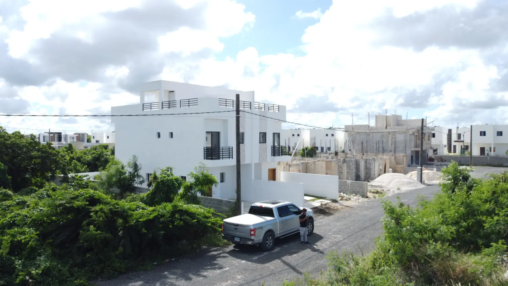 Modern Two Bedroom Townhouse with Private Pool and Rooftop in Peony Residences Bavaro Punta Cana — photo 4