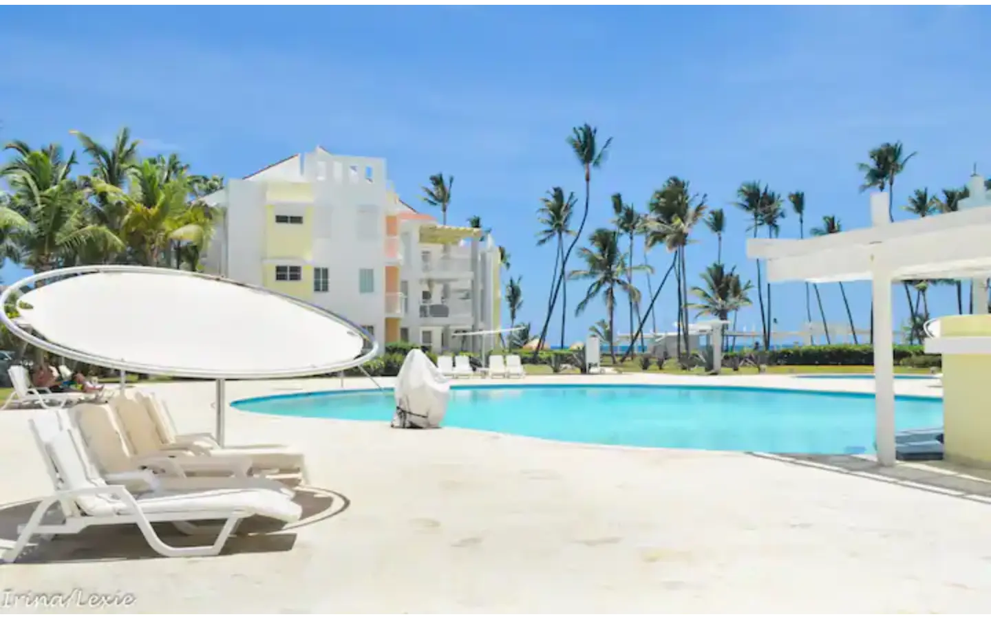 Playa Turquesa, beach-front two-bedroom condo for sale in Punta Cana — photo 5